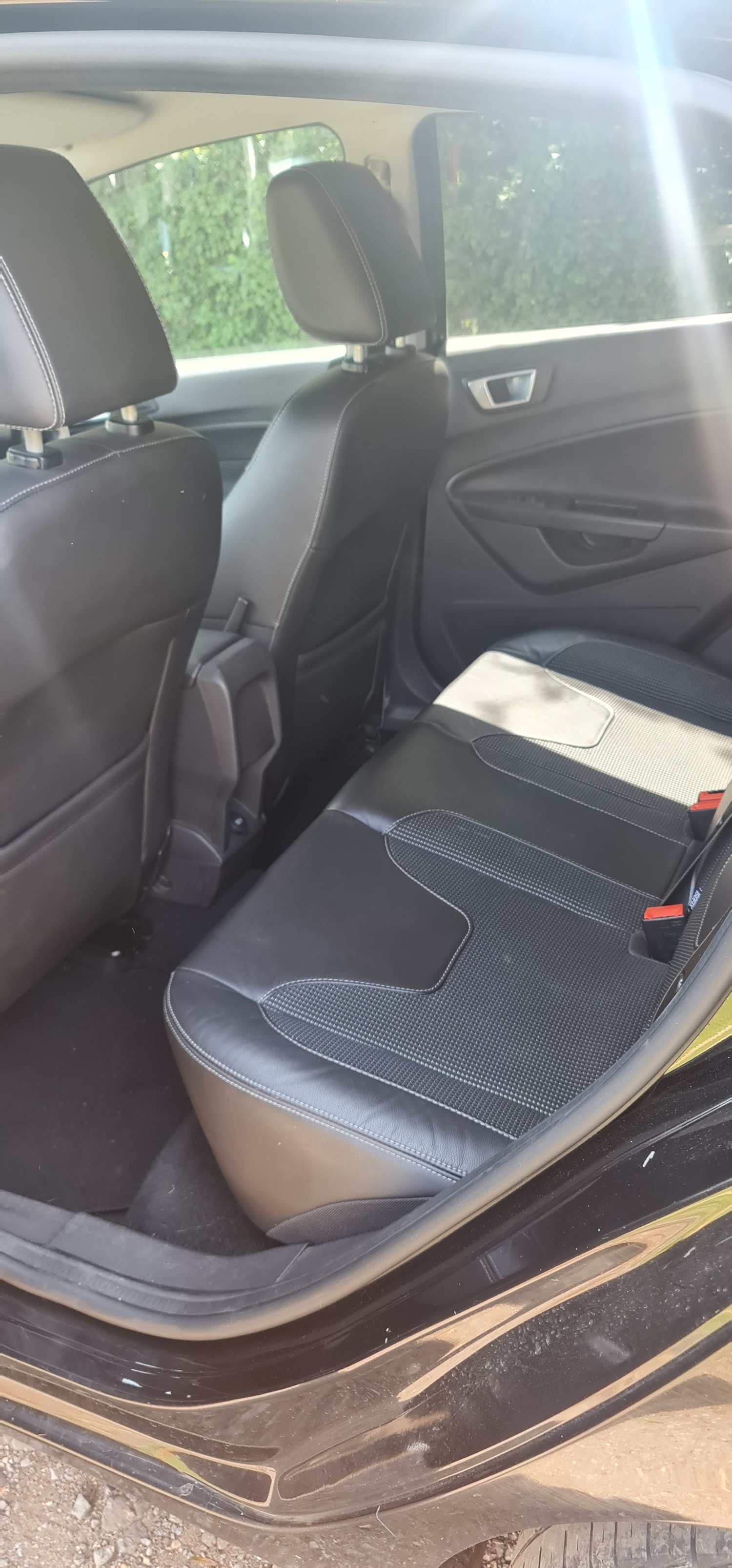 Used Ford Fiesta 2014 for sale - 76766601: Photo 25