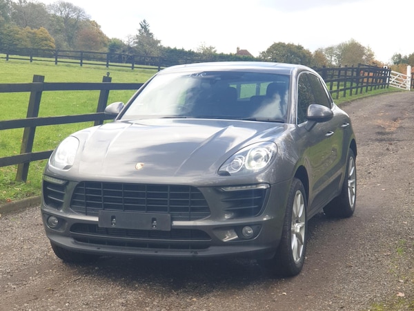 Used Porsche Macan 2015 for sale - 69392212: Photo 3