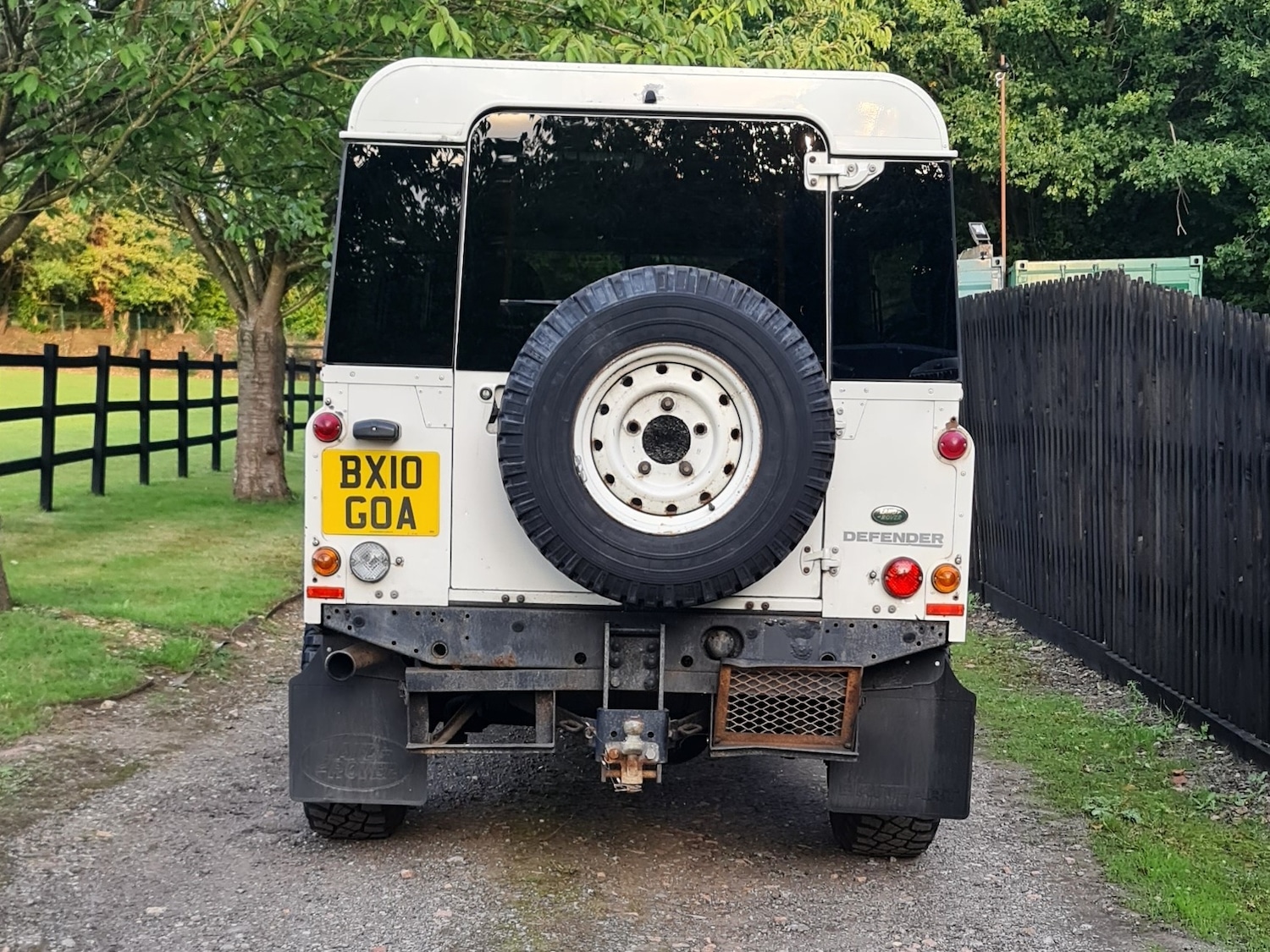 Used Land Rover Defender 2010 for sale - 76384936: Photo 8