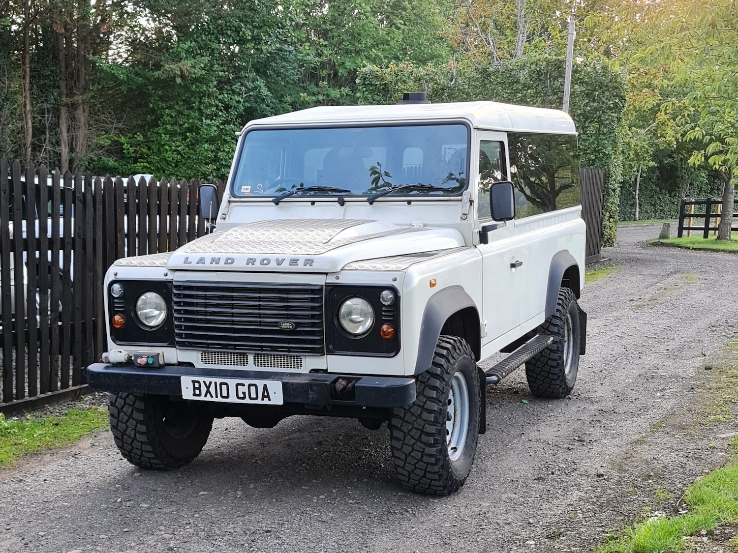Used Land Rover Defender 2010 for sale - 76384936: Photo 9