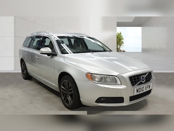 Used Volvo V70 2010 for sale - 79479153: Photo