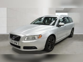 Used Volvo V70 2010 for sale - 79479153: Photo