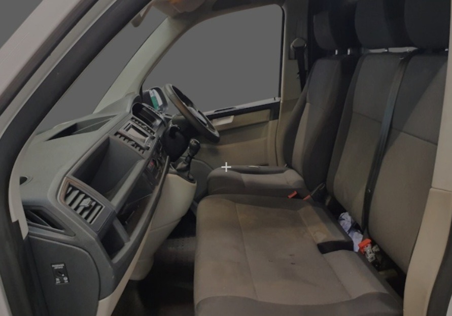 Used Volkswagen Transporter 2018 for sale - 76065593: Photo 4