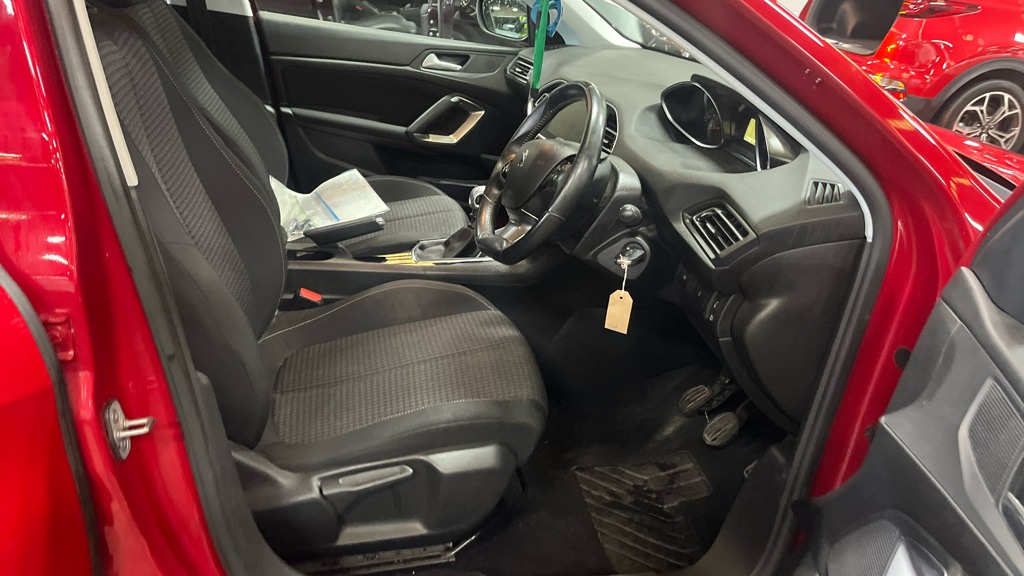 Used Peugeot 308 2019 for sale - 77128110: Photo 10