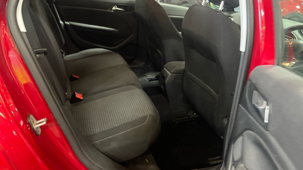 Used Peugeot 308 2019 for sale - 77128110: Photo 9