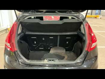 Used Ford Fiesta 2010 for sale - 74389990: Photo