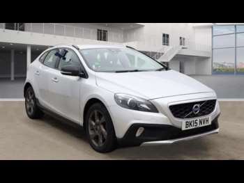 Used Volvo V40 2015 for sale - 74448013: Photo