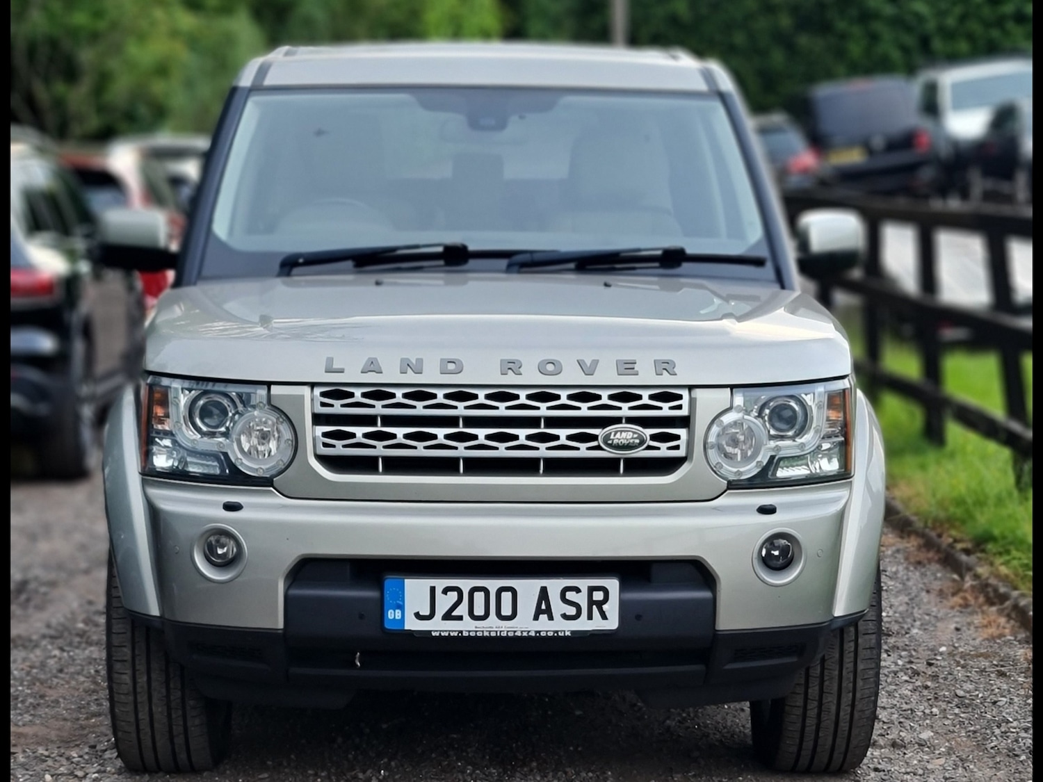 Used Land Rover Discovery 4 2014 for sale - 76017024: Photo 2