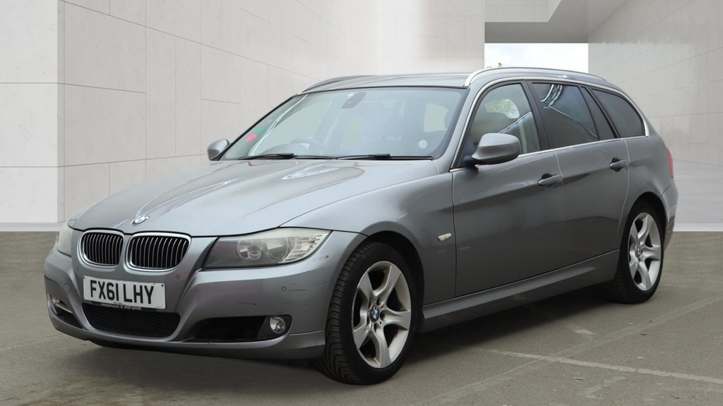 Used BMW 3 Series 2011 for sale - 78140430: Photo 2