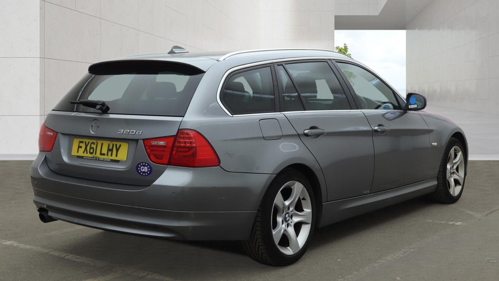 Used BMW 3 Series 2011 for sale - 78140430: Photo 4