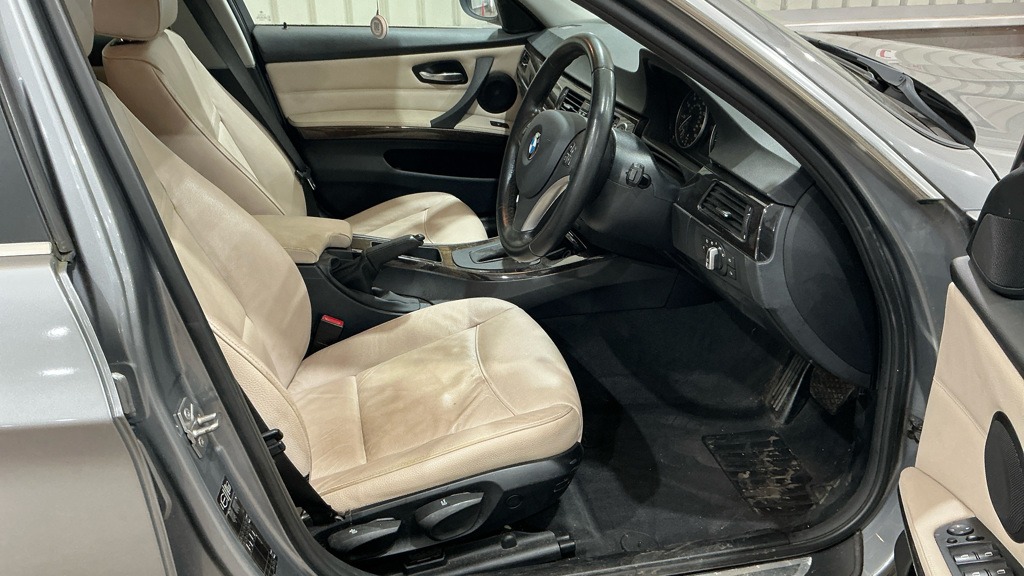 Used BMW 3 Series 2011 for sale - 78140430: Photo 9