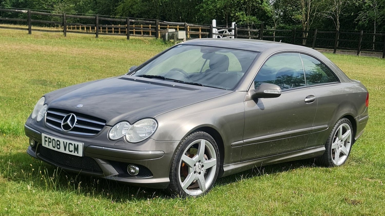 Used Mercedes-Benz CLK 2008 for sale - 76778087: Photo 2