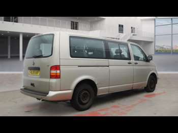 Used Volkswagen Transporter Shuttle 2009 for sale - 74365437: Photo