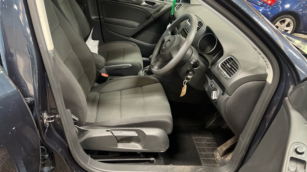 Used Volkswagen Golf 2009 for sale - 77248829: Photo 11