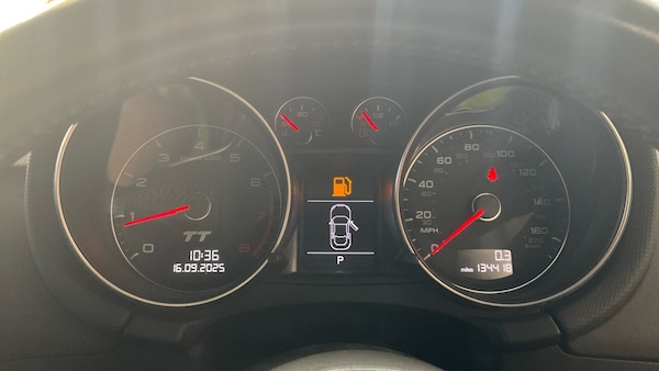 Used Audi TT 2010 for sale - 76161702: Photo 10