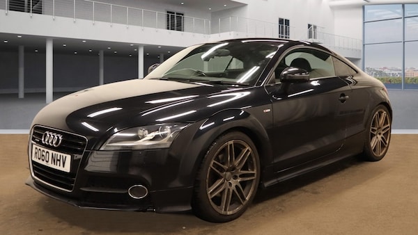 Used Audi TT 2010 for sale - 76161702: Photo 2