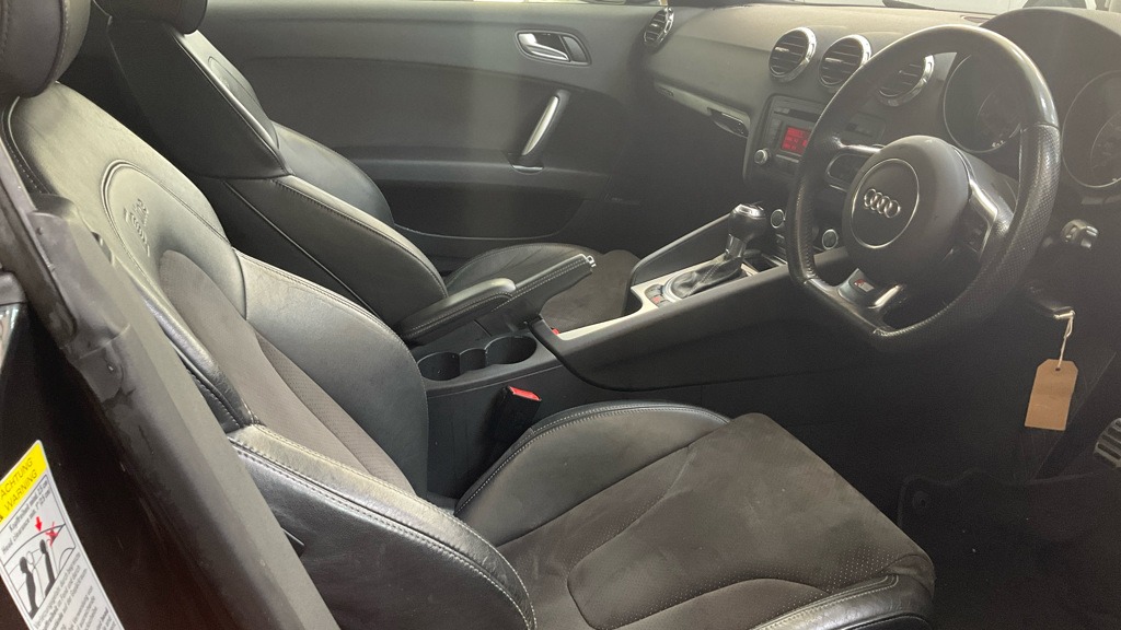 Used Audi TT 2010 for sale - 76161702: Photo 9