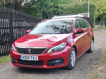 Used Peugeot 308 2019 for sale - 76000387: Photo