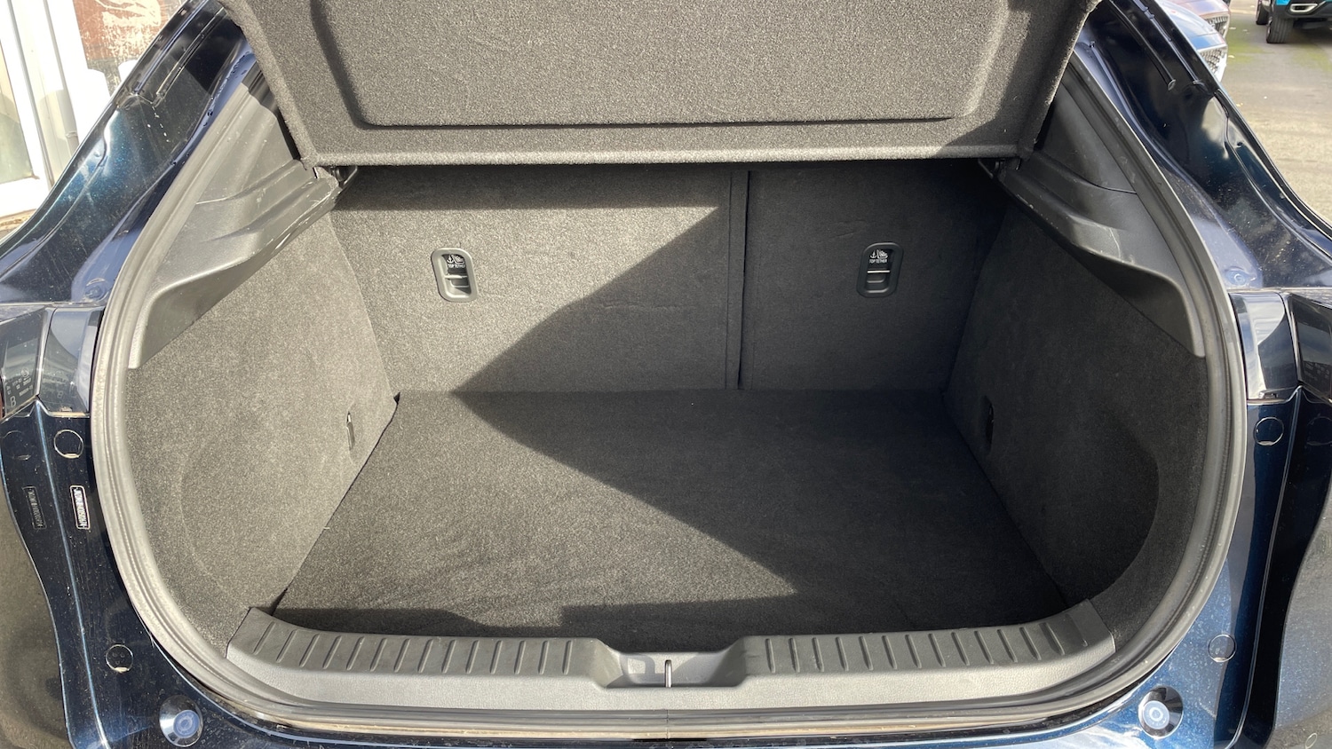 Used Mazda CX-30 2025 for sale - 75550490: Photo 15