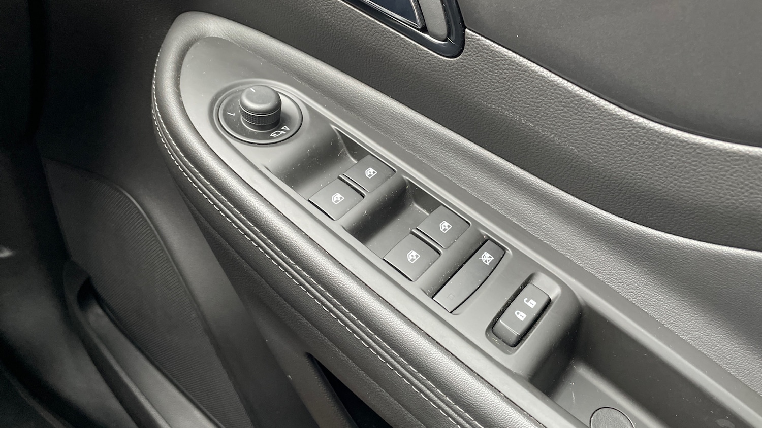 Used Vauxhall Mokka X 2017 for sale - 77643472: Photo 24