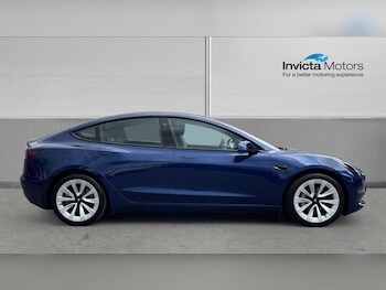 Used Tesla Model 3 2020 for sale - 75518046: Photo