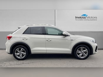 Used Volkswagen T-Roc 2023 for sale - 75899012: Photo