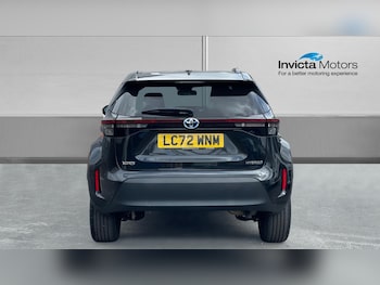 Used Toyota Yaris Cross 2023 for sale - 79301859: Photo
