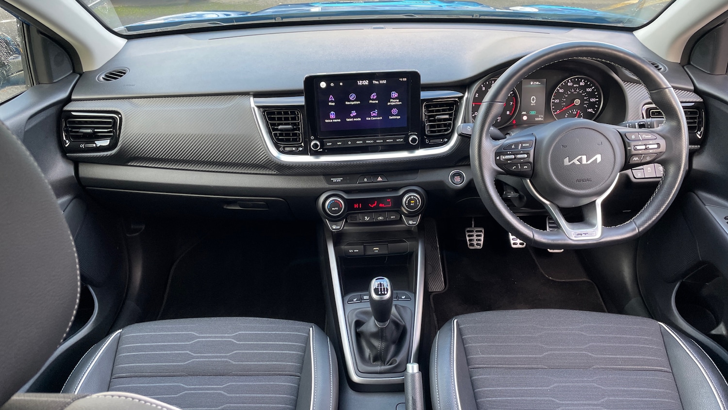 Used Kia Stonic 2023 for sale - 76896855: Photo 11