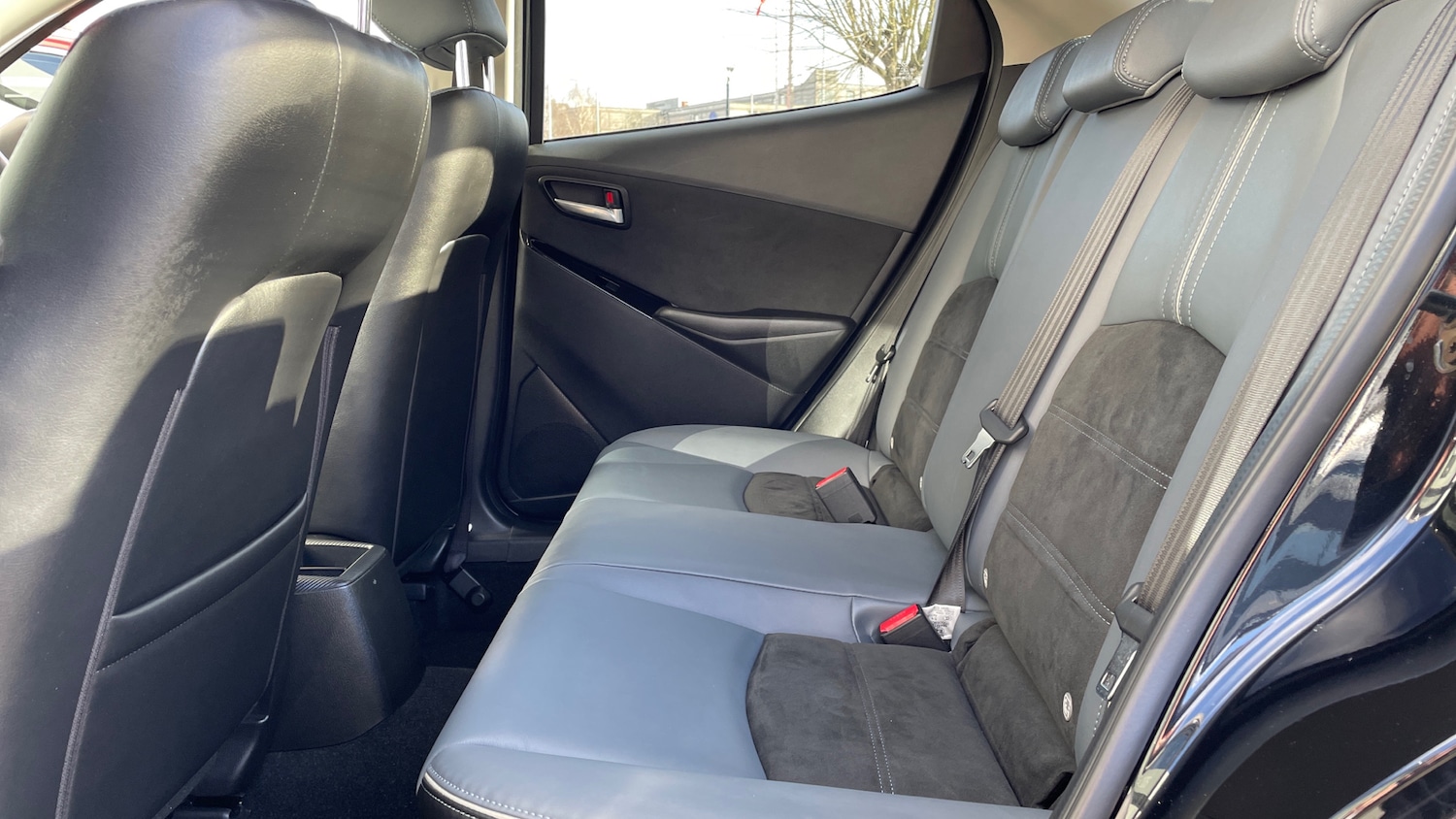 Used Mazda Mazda2 2021 for sale - 77008057: Photo 14