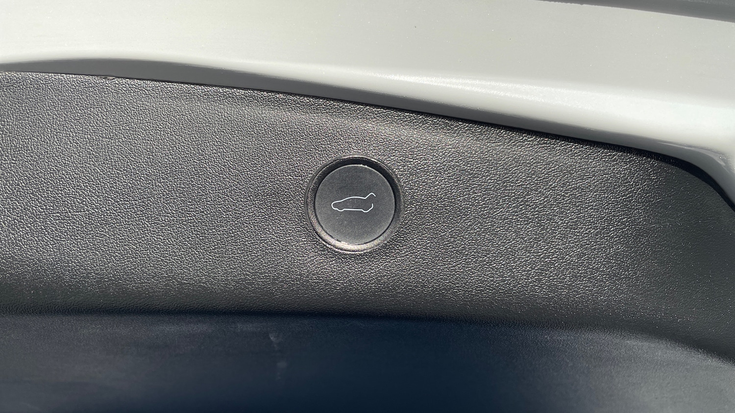 Used Tesla Model 3 2021 for sale - 76627640: Photo 25