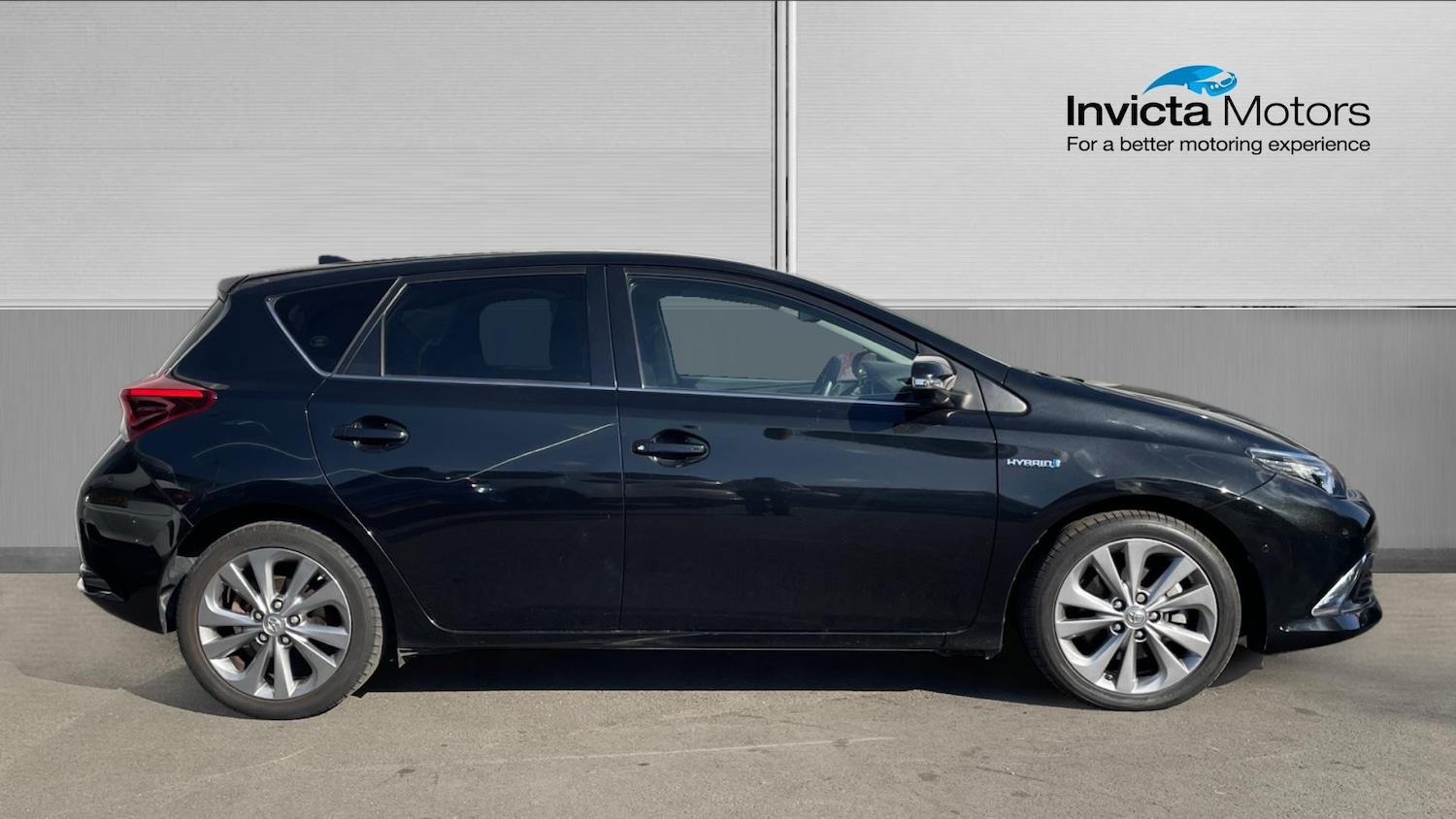 Used Toyota Auris 2017 for sale - 76149123: Photo 2