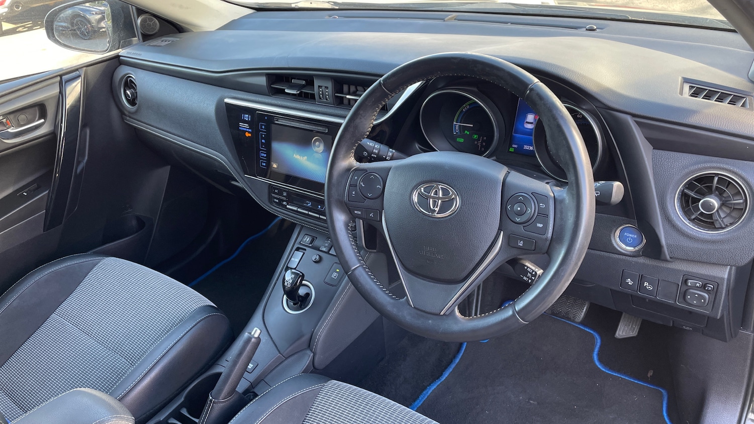 Used Toyota Auris 2017 for sale - 76149123: Photo 9