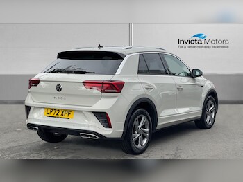 Used Volkswagen T-Roc 2023 for sale - 76069609: Photo