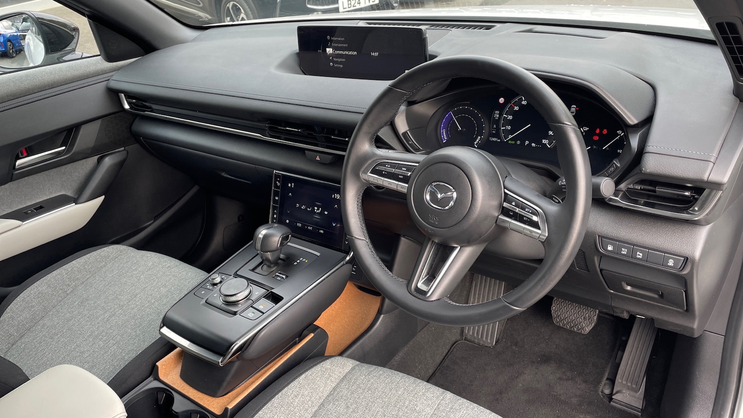 Used Mazda MX-30 2023 for sale - 76430698: Photo 9