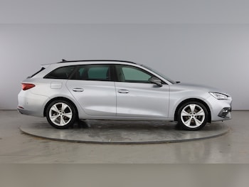 Used SEAT Leon 2022 for sale - 77515805: Photo