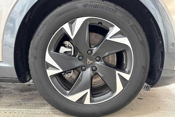 Used Cupra Tavascan 2024 for sale - 76273843: Photo 5