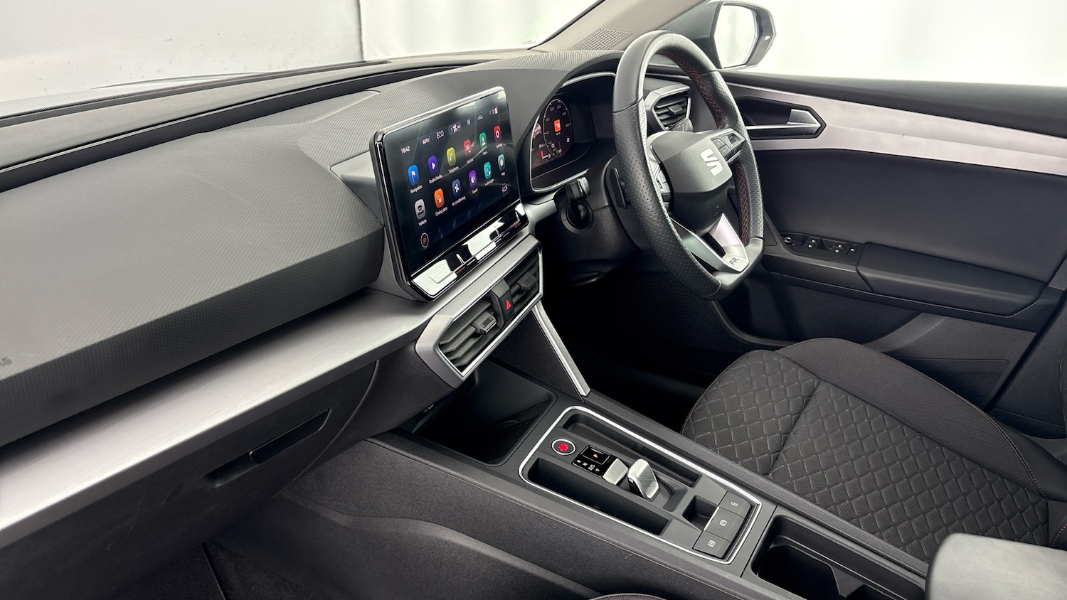 Used SEAT Leon 2021 for sale - 77602874: Photo 2