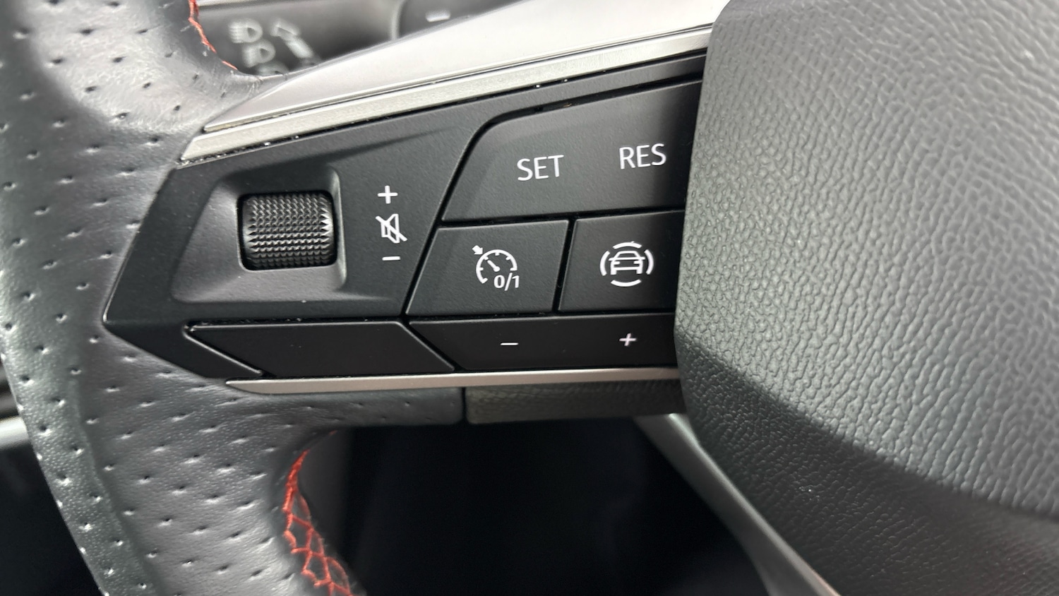 Used SEAT Leon 2021 for sale - 77602874: Photo 24