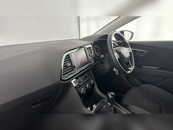 Used SEAT Leon 2019 for sale - 78767524: Photo