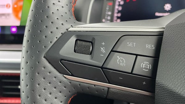 Used SEAT Arona 2024 for sale - 75575190: Photo 23