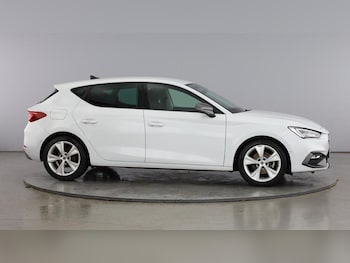 Used SEAT Leon 2022 for sale - 76382304: Photo