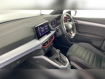 Used SEAT Arona 2025 for sale - 76192589: Photo 2