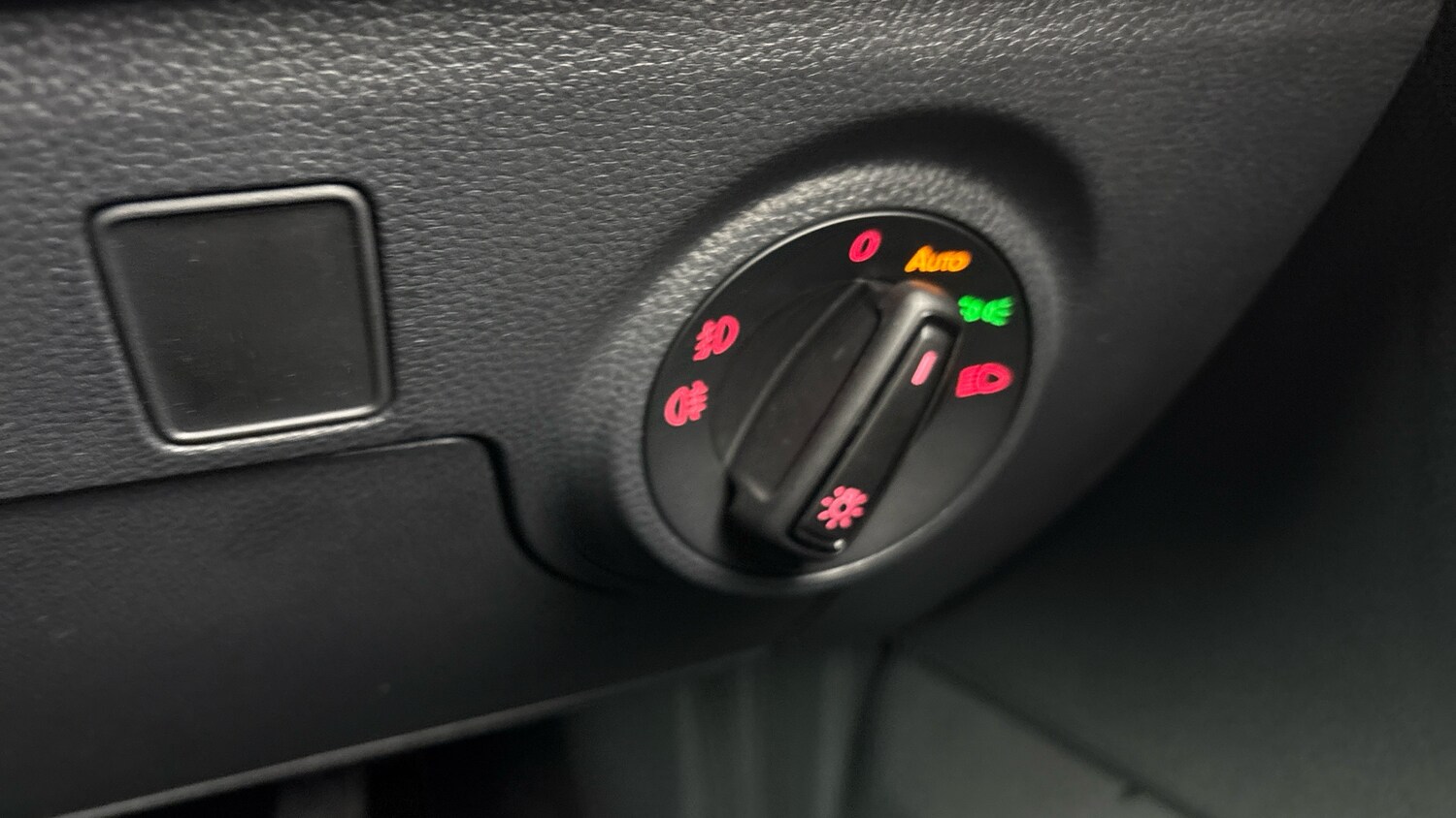 Used SEAT Arona 2025 for sale - 77602529: Photo 15