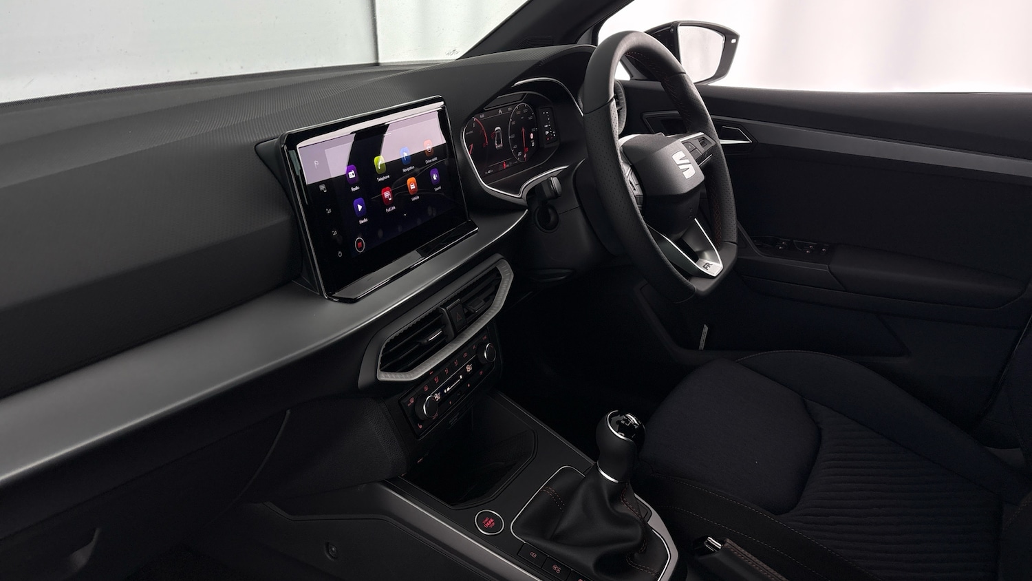 Used SEAT Arona 2025 for sale - 77602529: Photo 2