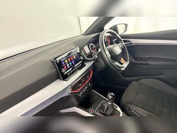 Used SEAT Arona 2023 for sale - 77730130: Photo