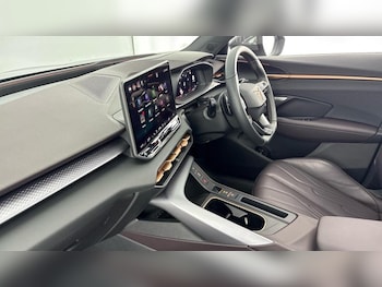 Used Cupra Terramar 2025 for sale - 76931235: Photo