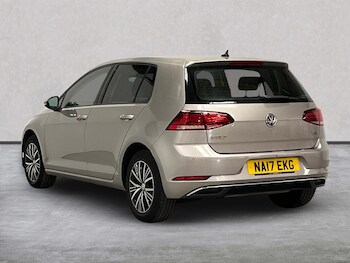Used Volkswagen Golf 2017 for sale - 78615131: Photo