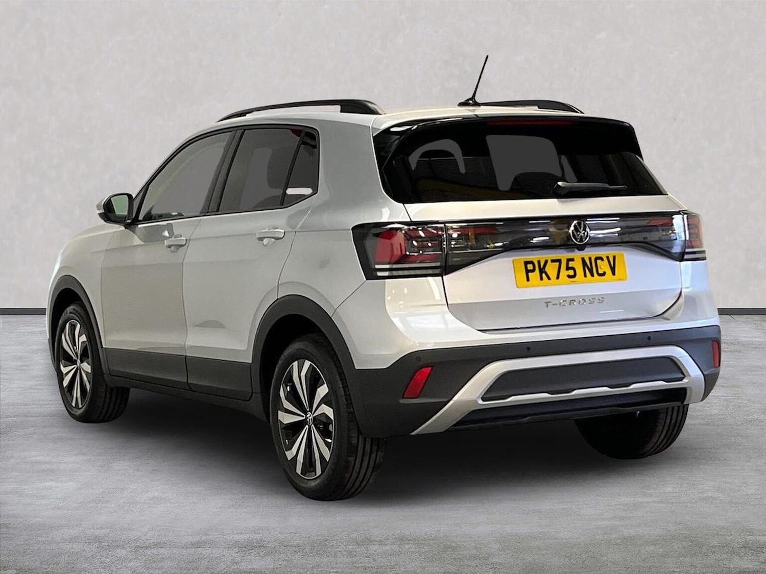 Used Volkswagen T-Cross 2025 for sale - 76288592: Photo 2