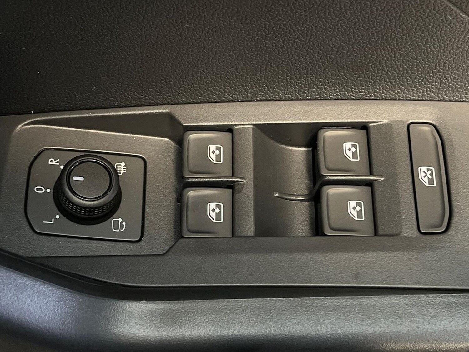Used Volkswagen T-Cross 2025 for sale - 76288592: Photo 21