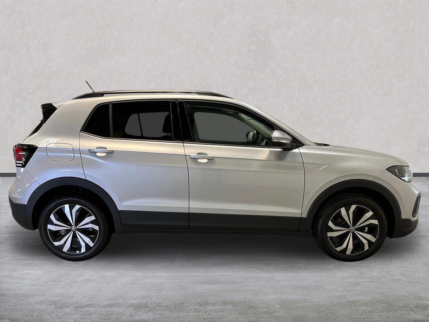 Used Volkswagen T-Cross 2025 for sale - 76288592: Photo 3